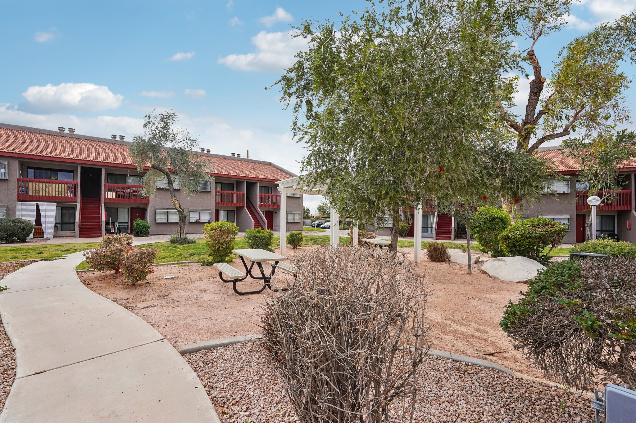 Woodstream Village apartments in Mesa, Arizona